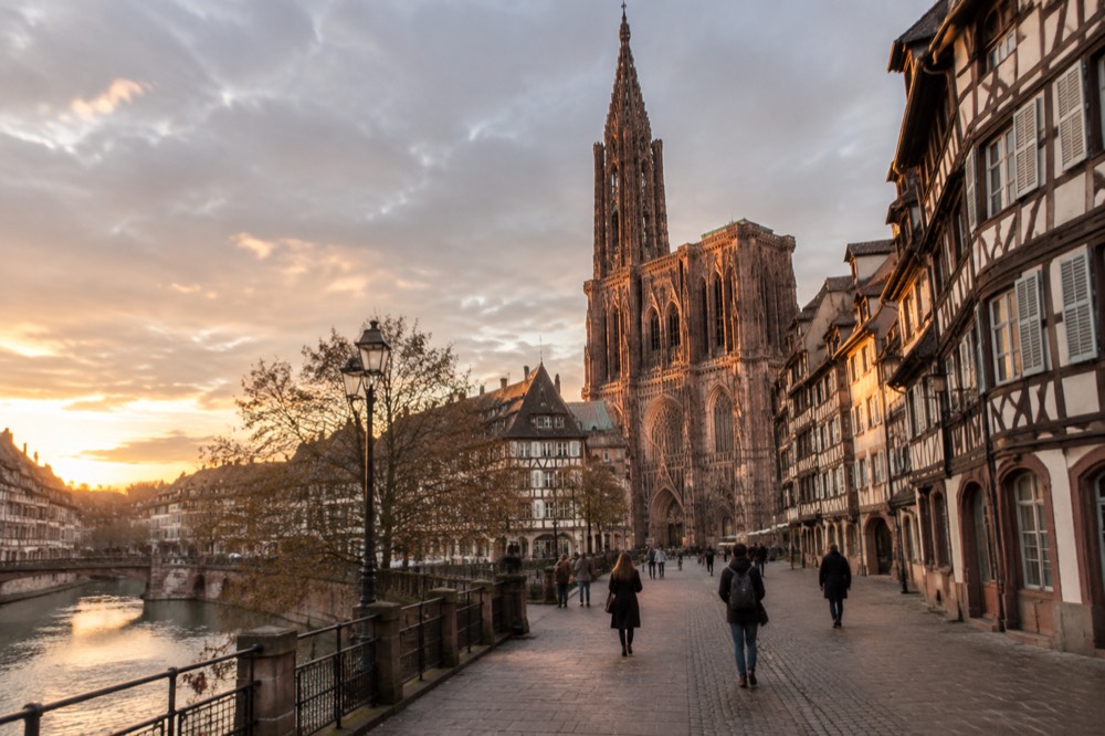 Evening light on the wide boulevard leading from Strasbourg railway station towards the city centre